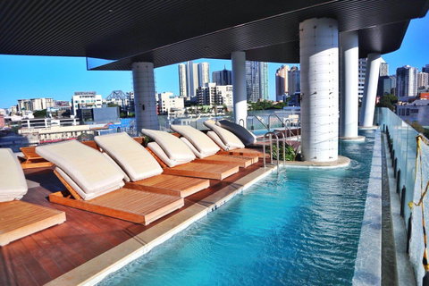 Hostrelax Residences On Alfred - Sunshine Coast Tourism 3