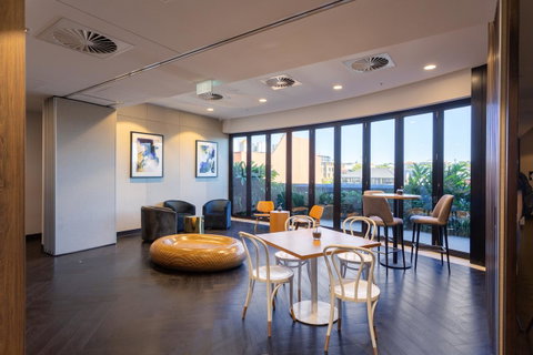 Hostrelax Residences On Alfred - Sunshine Coast Tourism 7