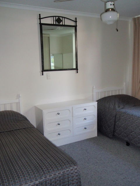 Grosvenor Beachfront Apartments Surfers Paradise - Sunshine Coast Tourism 28