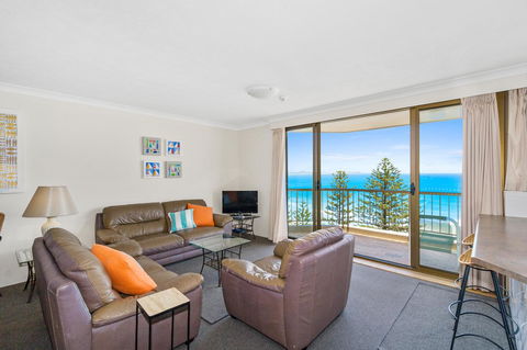 Columbia Beachfront Apartments On Rainbow Bay - Holiday Sunshine Coast 39