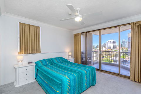 Columbia Beachfront Apartments On Rainbow Bay - Holiday Sunshine Coast 17