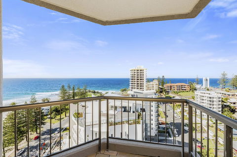 Columbia Beachfront Apartments On Rainbow Bay - Holiday Sunshine Coast 41