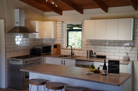 McCarthy Grove Maleny - Sunshine Coast Tourism 8