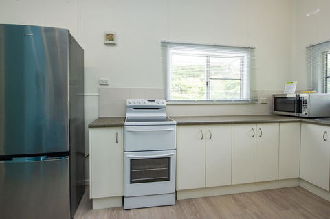 Kooyong Apartment 8 - Sunshine Coast Tourism 7