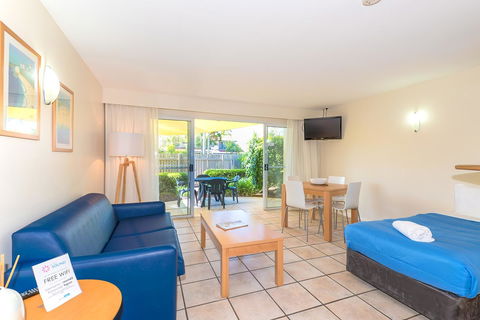 At The Sound Noosa Motel - Holiday Sunshine Coast 37