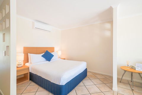 At The Sound Noosa Motel - Holiday Sunshine Coast 24