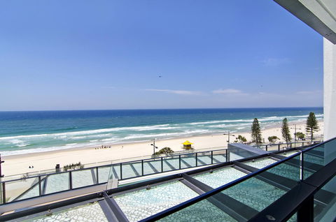 Soul Surfers Paradise - Gclr - Sunshine Coast Tourism 20