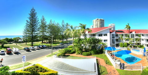 Le Beach Apartments - Sunshine Coast Tourism 24