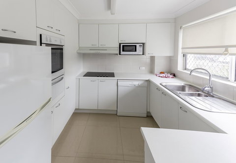 Le Beach Apartments - Sunshine Coast Tourism 25