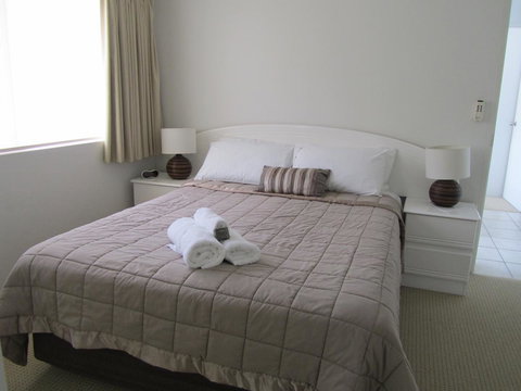 Le Beach Apartments - Sunshine Coast Tourism 8