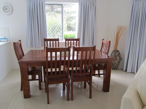 Le Beach Apartments - Sunshine Coast Tourism 19