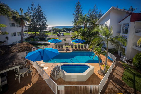 Le Beach Apartments - Sunshine Coast Tourism 0