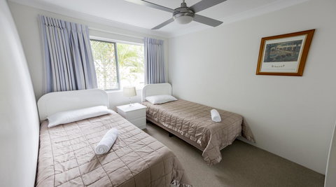 Le Beach Apartments - Sunshine Coast Tourism 10