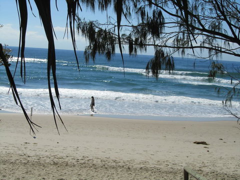 Le Beach Apartments - Sunshine Coast Tourism 16