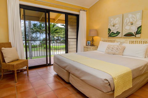 Number 2 On The Beach | Beautiful Beachfront Villa - Sunshine Coast Tourism 15