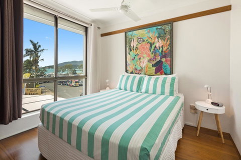 Montipora Unit 3 - In The Heart Of Airlie, Wi-fi And Netflix - Sunshine Coast Tourism 6