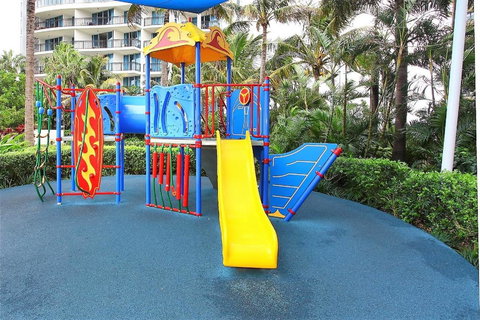 The Towers Of Chevron Renaissance - Holidays Gold Coast - Sunshine Coast Tourism 11