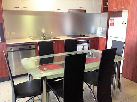 The Towers Of Chevron Renaissance - Holidays Gold Coast - Sunshine Coast Tourism 43
