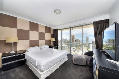 The Towers Of Chevron Renaissance - Holidays Gold Coast - Sunshine Coast Tourism 27