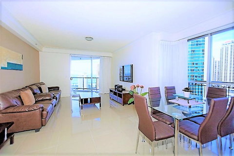 The Towers Of Chevron Renaissance - Holidays Gold Coast - Sunshine Coast Tourism 30