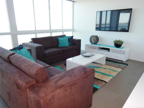 Crystal Bay On The Broadwater - Sunshine Coast Tourism 39