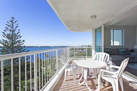 Crystal Bay On The Broadwater - Sunshine Coast Tourism 7