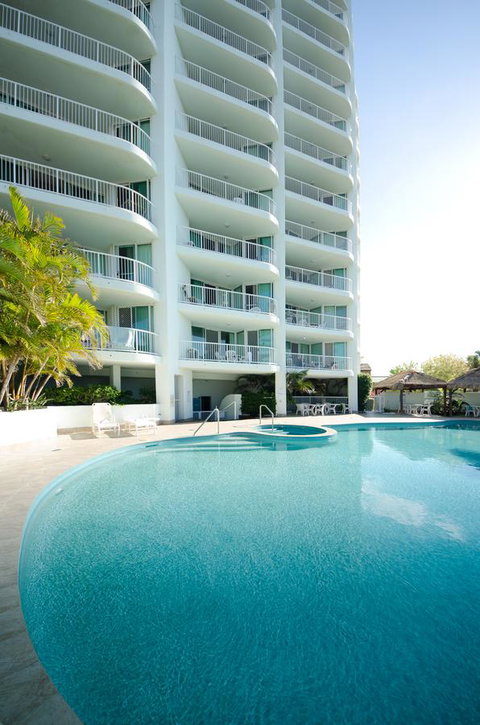 Crystal Bay On The Broadwater - Sunshine Coast Tourism 5