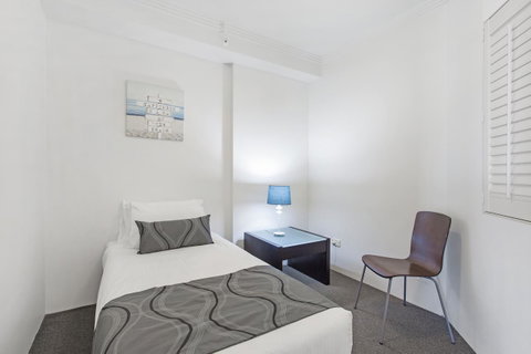 Crystal Bay On The Broadwater - Sunshine Coast Tourism 21
