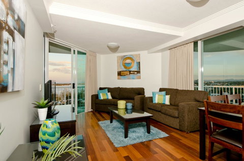 Crystal Bay On The Broadwater - Sunshine Coast Tourism 35