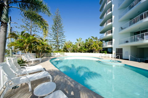 Crystal Bay On The Broadwater - Sunshine Coast Tourism 3