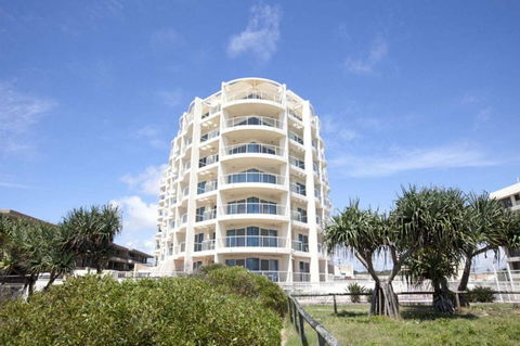 Regency On The Beach - Holiday Sunshine Coast 11