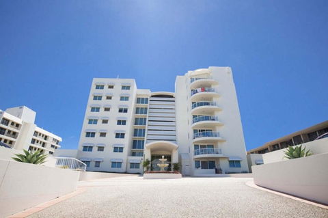 Regency On The Beach - Holiday Sunshine Coast 13