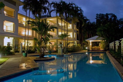 Mandalay Luxury Beachfront Apartments - Sunshine Coast Tourism 10