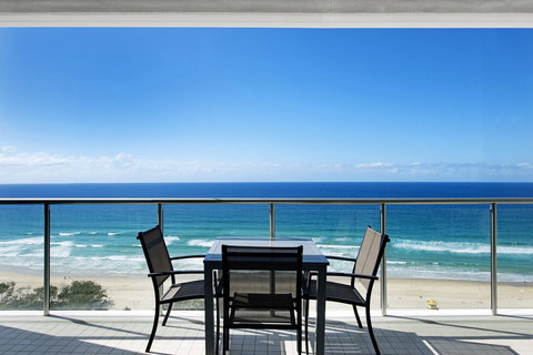 ULTIQA Air On Broadbeach - Sunshine Coast Tourism 11
