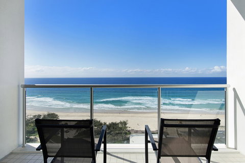 ULTIQA Air On Broadbeach - Sunshine Coast Tourism 12