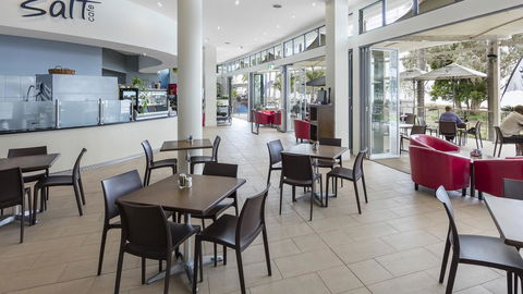 Oaks Hervey Bay Resort And Spa - Holiday Sunshine Coast 26