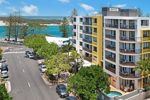 Belaire Place Motel Apartments - Sunshine Coast Tourism 0