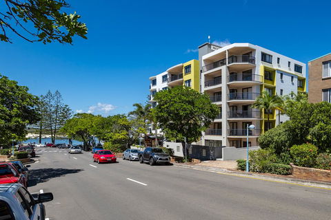 Belaire Place Motel Apartments - Sunshine Coast Tourism 11