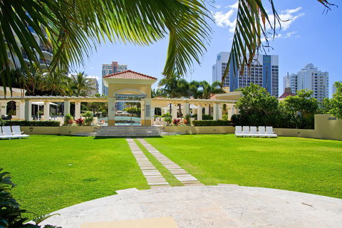 Towers Of Chevron - Private Apartment - Sunshine Coast Tourism 16