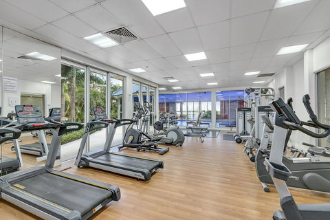 Towers Of Chevron - Private Apartment - Sunshine Coast Tourism 17