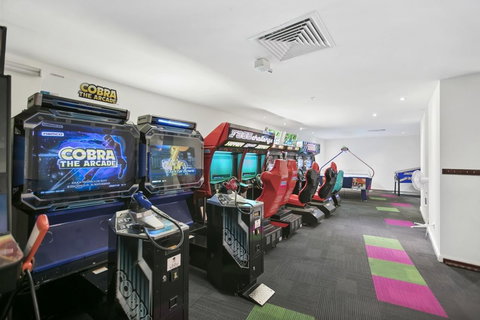 Towers Of Chevron - Private Apartment - Sunshine Coast Tourism 18