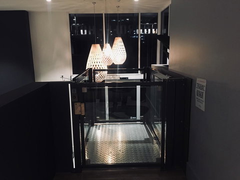 Woodroffe Hotel - Holiday Sunshine Coast 8