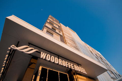 Woodroffe Hotel - Holiday Sunshine Coast 19
