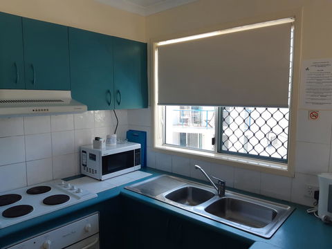 Surfers Beach Resort One - Sunshine Coast Tourism 14