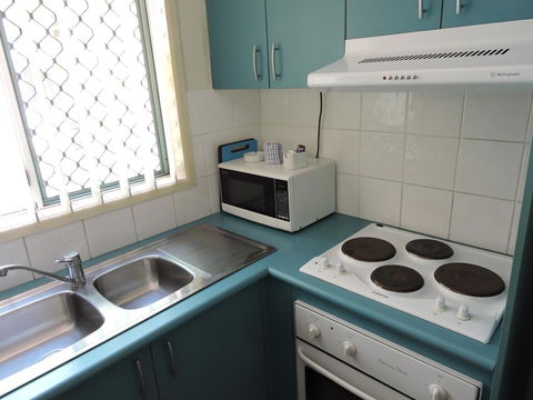 Surfers Beach Resort One - Sunshine Coast Tourism 42
