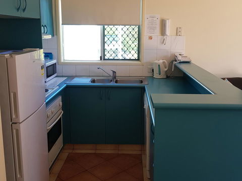 Surfers Beach Resort One - Sunshine Coast Tourism 26