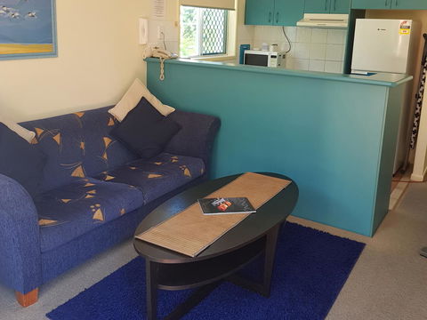 Surfers Beach Resort One - Sunshine Coast Tourism 27