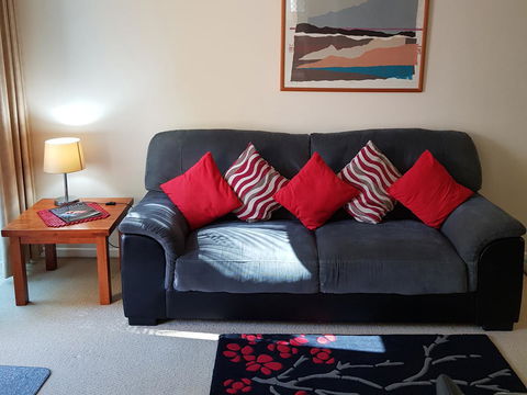 Surfers Beach Resort One - Sunshine Coast Tourism 16