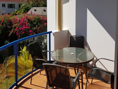 Surfers Beach Resort One - Sunshine Coast Tourism 20