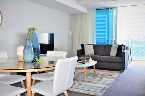 Gold Coast Private Apartments - H Residences, Surfers Paradise - Sunshine Coast Tourism 11